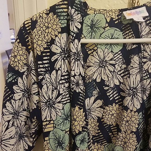 Bianka size 3 floral - Picture 2 of 4